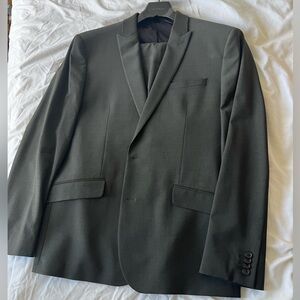 Express Suit Charcoal/Dark Green 44r 33x32